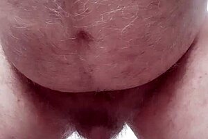 Amateur mature guy with small cock pissing solo for his friends in homemade video