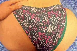 Atrapo En La Piscina A Desconocida Golosa De Culo Enorme Y Le Clavo La Verga Directo Al Co�o!