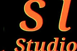 She let her son fuck her butt once, and now he's obsessed with it.