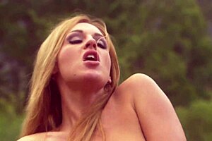 Horny milf hooks that hung fisherman's throbbing rod outdoors 😏