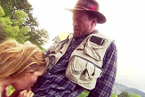 Horny milf hooks that hung fisherman's throbbing rod outdoors 😏