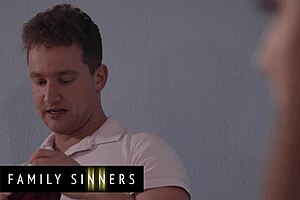 Family Sinners - strict stepmom gives her frat boy stepson pussy eating lessons and hard sex to teach respect 😈🍆