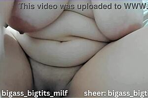 I Masturbate And Cum With My Tight Colombian Pussy Spread Wide