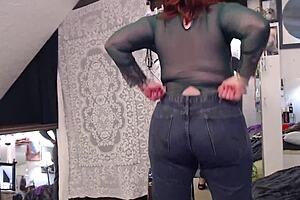 oh wow dawnskye1962's update shows those tight jeans hugging her big butt perfectly 😍