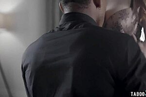 i'm a classy busty milf housewife getting fucked by my bbc lover