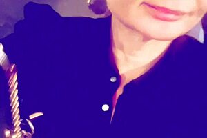 sexy mature woman craves intense sexual encounters