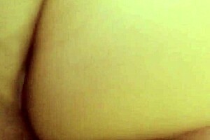 Hey, I'm pounding my girlfriend's tight pussy hard with my big cock until creampie