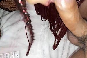 sexy milf with big ass offers money on the street for sex