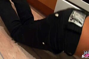 i really want to know if you like my hot new skinny jeans