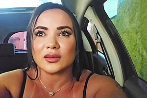 Ei motorista de app, sou safada esperando novinho casado no estacionamento pra foder com anal e creampie!