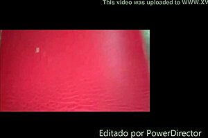 que rica cogida a erika con esa milf latina en doggystyle casero 🔥😈