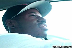 Mature milf gets fucked hard by that black cock for intense interracial action! 😈🍆