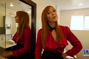 Ginger Lauren Phillips rides hard and fucks herself wildly in lingerie with big pussy lips