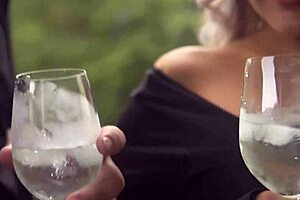 Colombiana de enormes tetas se folla la gruesa polla de un desconocido! follada romantica con la hermosa naty delgado in big tits milf action!