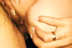 Home Porno with My Skinny Wife Model, She's So Hot in This Amateur Couple Vid 😏