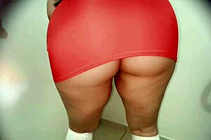 Teniendo sexo anal y vaginal con milf mexicana latina secretaria caliente culona. Le llenan el culo de semen y la dan en cuatro doggy style amateur cogiendo con su jefe 😈🍑💦