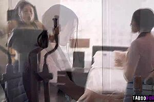 aiden ashley and maya woulfe kiss passionately in kitchen 😘👅💦 fingering squirting fun