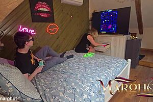 belle mere got so hot playin pacman... beau fils fucks her pussy fulla cum then she eats it