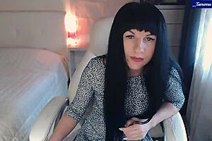 wanna see tamarra roman strip tease her clit to orgasm?