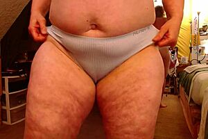 dawnskye1962 update 27 panty parade flashing curvy mature ass and huge natural tits may 12 2025.