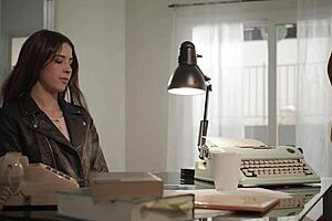 kylie rocket learns from ariel x in lesbian education pt 3