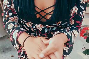 Gonna pay this hot latina big ass 200 for public sex?