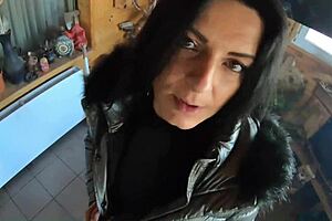 hey check out milfycalla's steamy workout preview up close