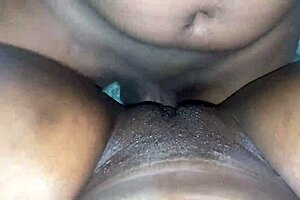 whoa, check out that massive ass on the stepmom - que gran culo!