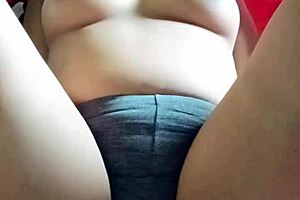 Amateur Asian Cutie Takes Brutal Mouth Fucking Deep