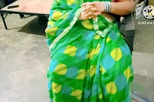 Desi bhabhi craves wild fucking with neighbor boys