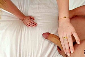 Blonde pawg milf Kiara Lord takes creampie doggystyle bedroom pounding