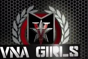 Sophie dee spreads wet pussy lips for big clit licking and girl on girl kissing