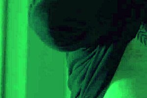 worship this latina milf's huge tits soles n wet pussy? 🔥😈👅