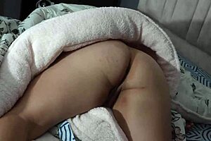 i fuck my horny stepmom's big ass full of cum part 1