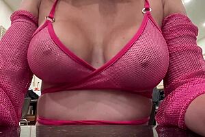 i love watching my big natural italian tits bounce slow