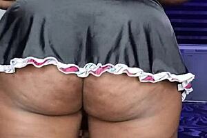 lonely ebony housewife mara exotic squirts hard in solo masturbation closeup