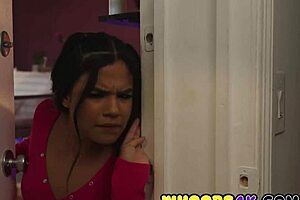 Two horny college lesbian teens scissor kiss in dorm bed 😘🛏️