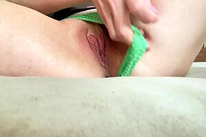 fingering my huge lipped pink pussy til i squirt and legs shake wild