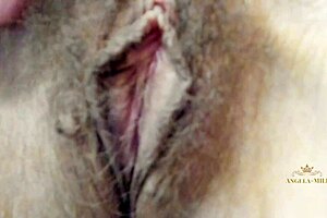 Waiting for Hubby's Dick? Milf Jerks Hairy Pussy Teasingly!