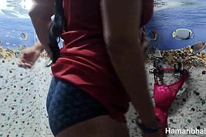 Desi bhabhi cheats fucked by neighbor while husband works