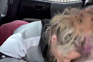 streetwalker gulps cum after facial on her face