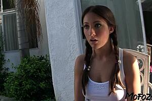 Whoa, 19yo amateur slut cums hard doggystyle on monster cock!