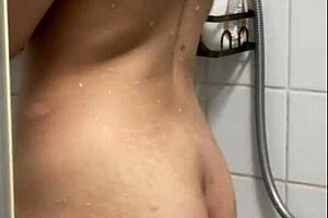 Caught Spying on Stepsis Shower? She Fingers Herself for Your Eyes Only!