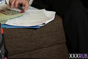 Wet milf penny pax seduces big cock guy into hardcore blowjob