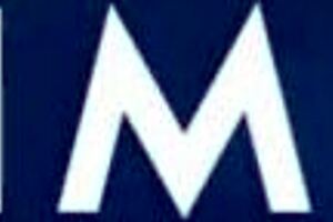 Busty granny maid in stockings rides monster cock!! 💦👅😍