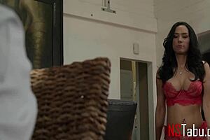 my dirty hotwife tia cyrus takes first blowbang cum blast!