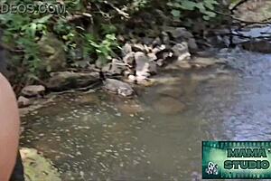 Innocent walk turns mama em into outdoor libertine fuckfest