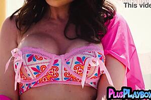 Big titted cutie Brooke Tilli strips curvy body hot posing