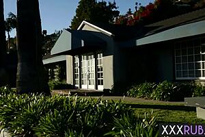 Bianca Breeze, feel Georgia Jones' tongue on your wet pussy?