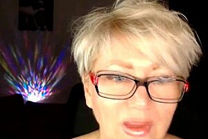 my stepmom webcam whore toys juicy pussy for viewers 😏💋